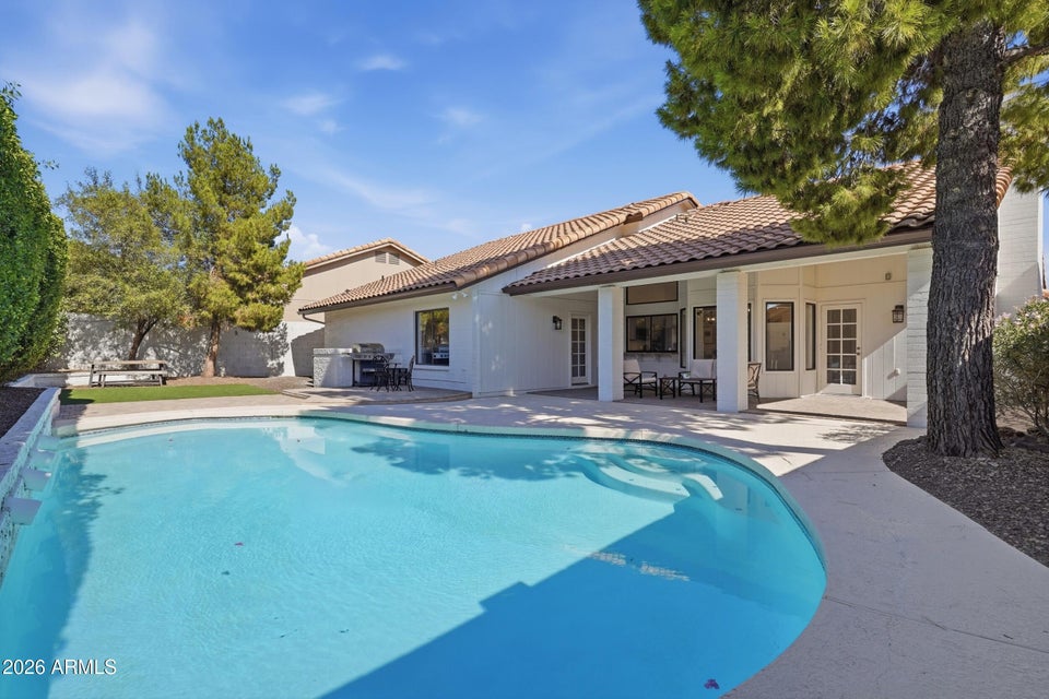 Negotiating Your Phoenix Home Sale — Strategies That Get You More
