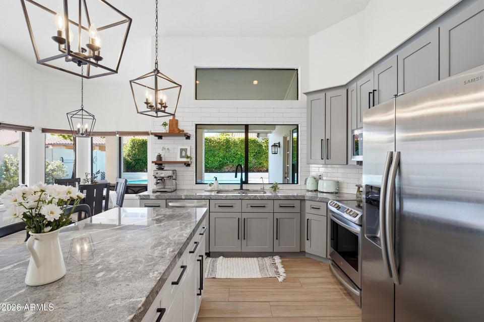 For Sale by Owner in Phoenix — What the Numbers Actually Show